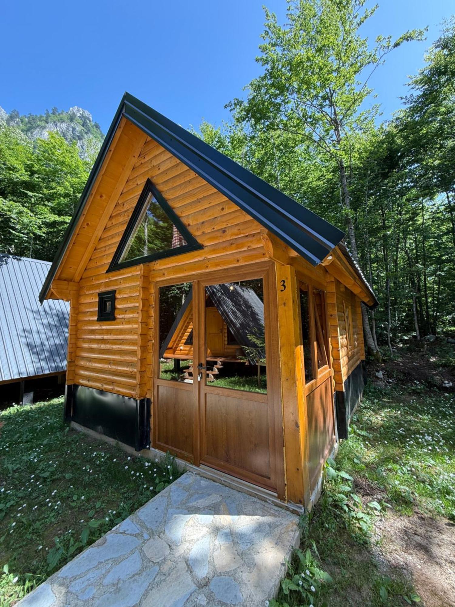 Villa Wildbeauty Grebaje à Vuthaj Extérieur photo